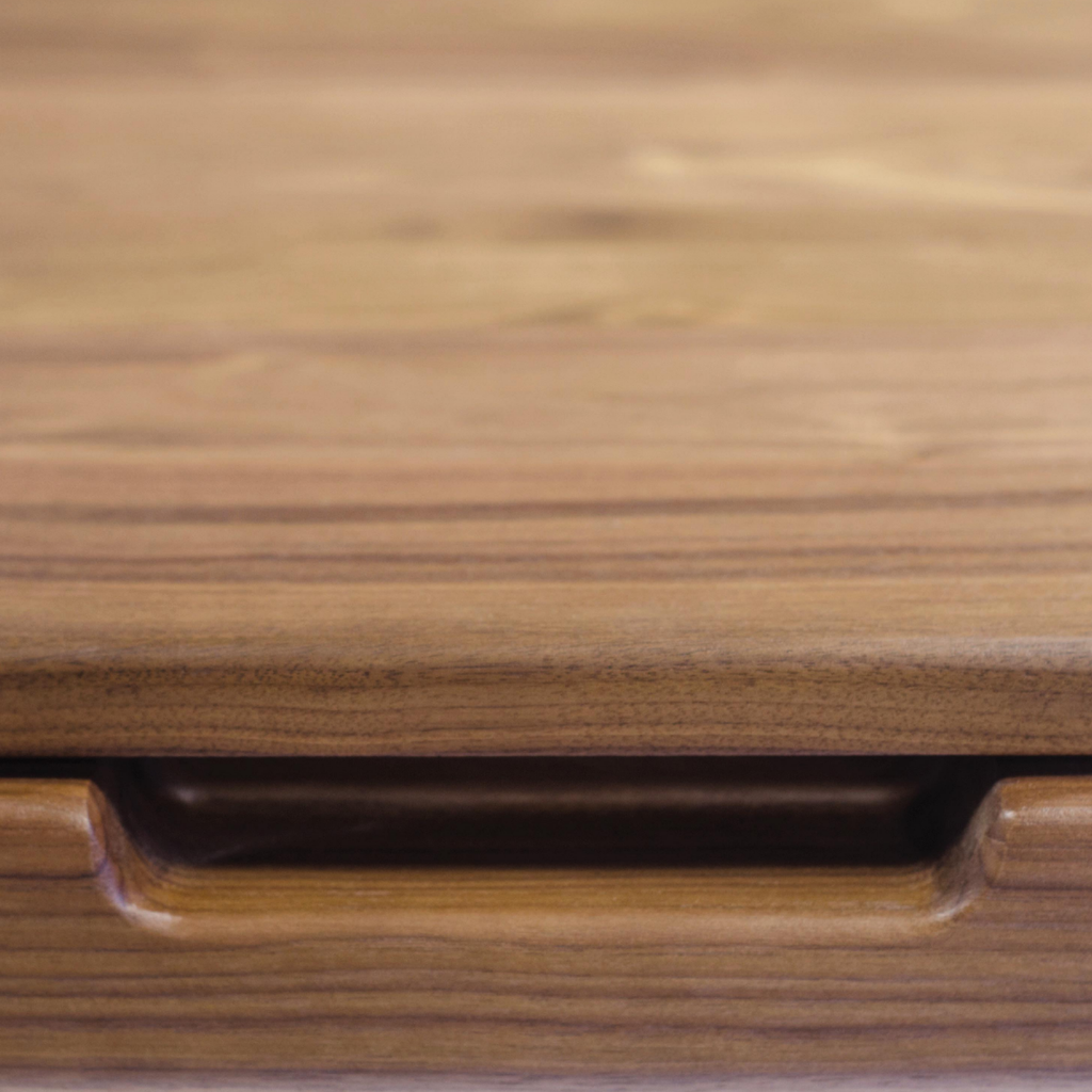 Lisse Extension Table